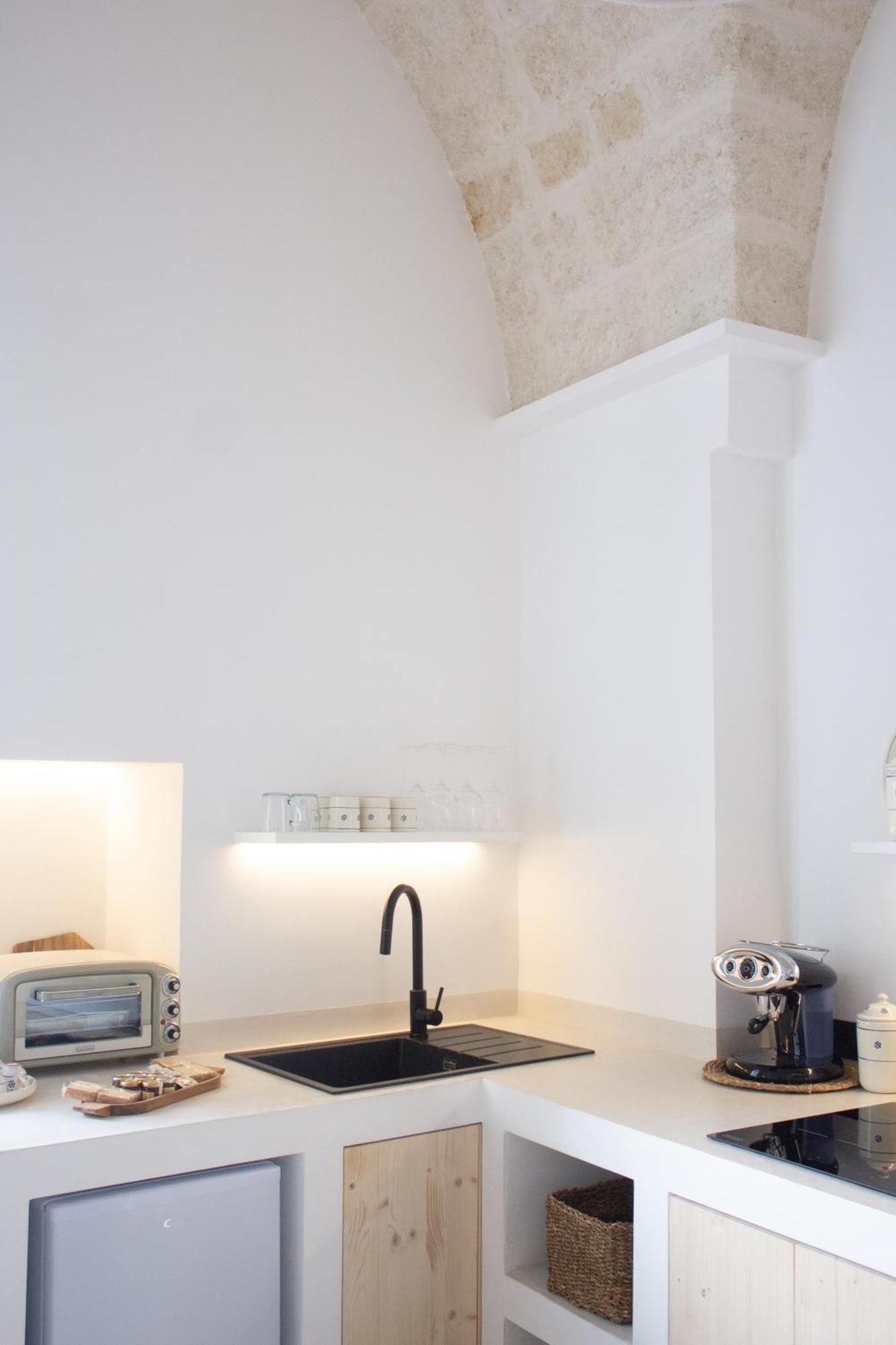 Dimora Laure Apartment Фазано Екстериор снимка