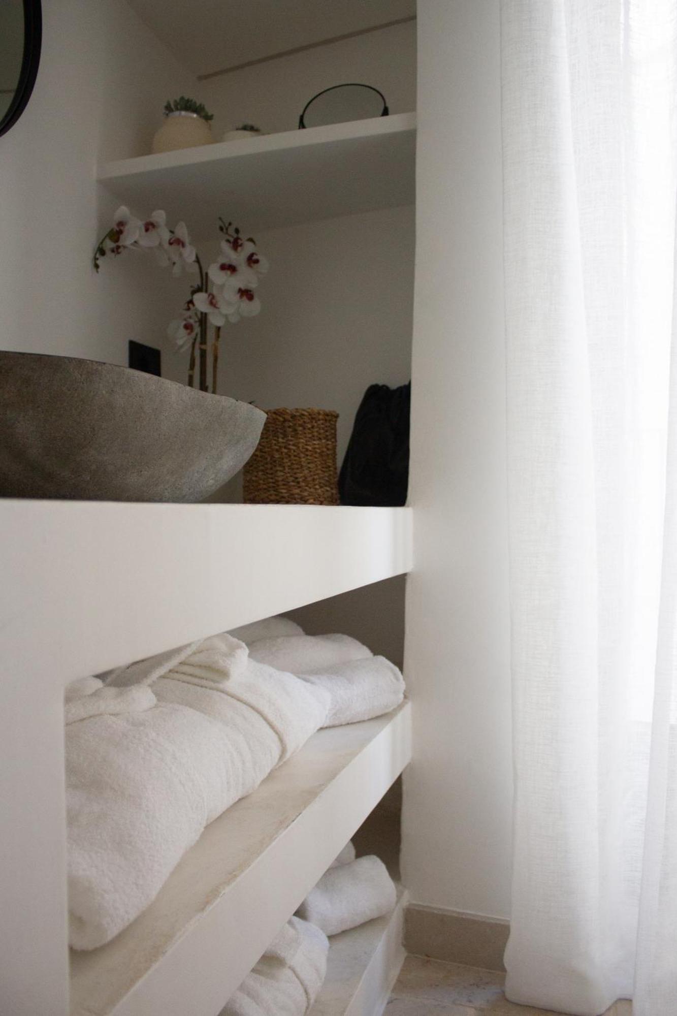 Dimora Laure Apartment Фазано Екстериор снимка