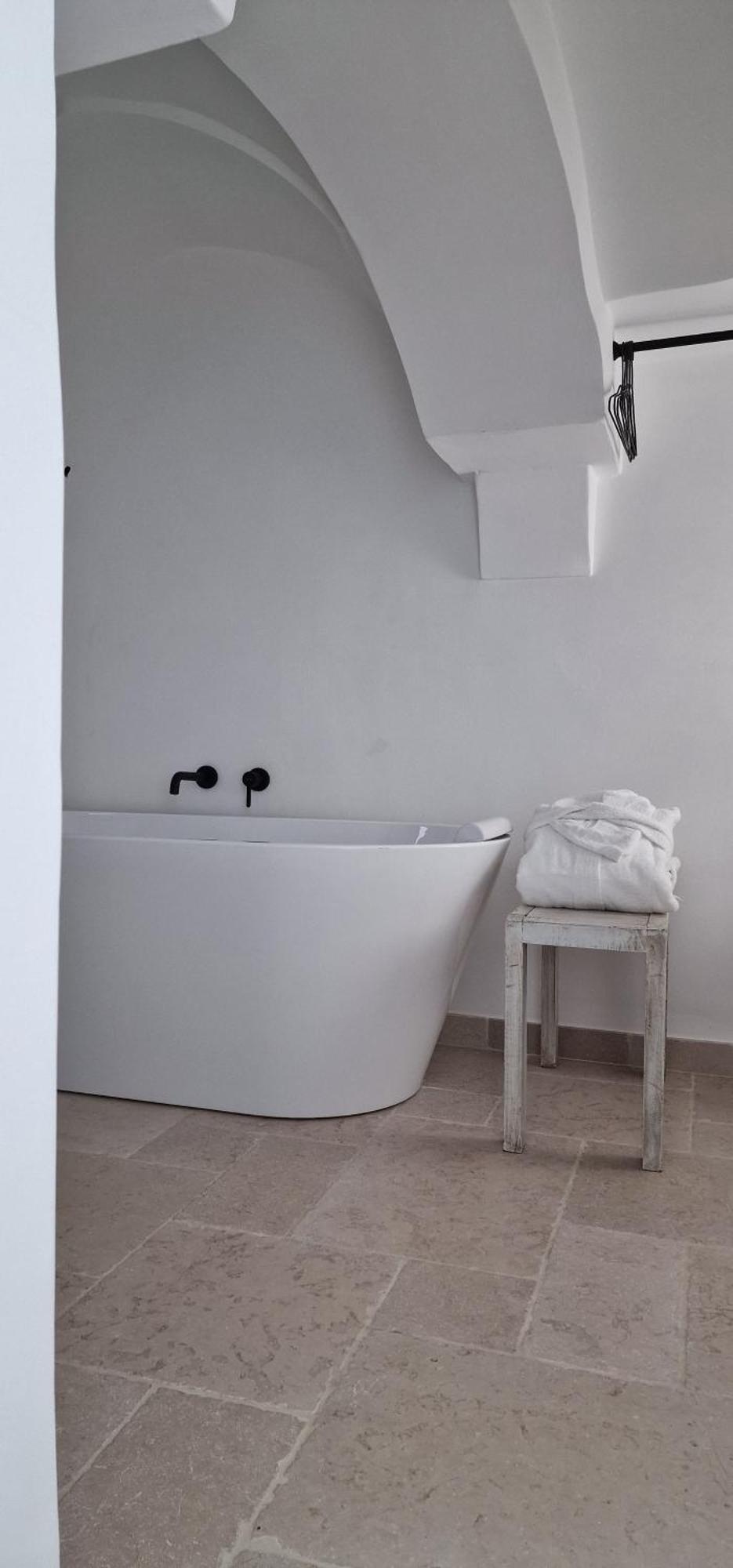 Dimora Laure Apartment Фазано Екстериор снимка
